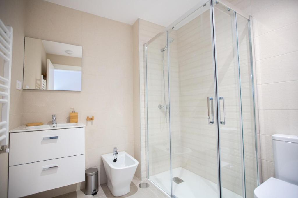 Apartamentos Tiu Enrique 4 Piso Onís Buitenkant foto